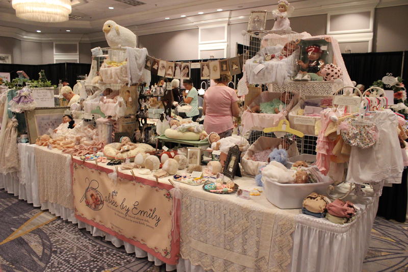 Doll show display table